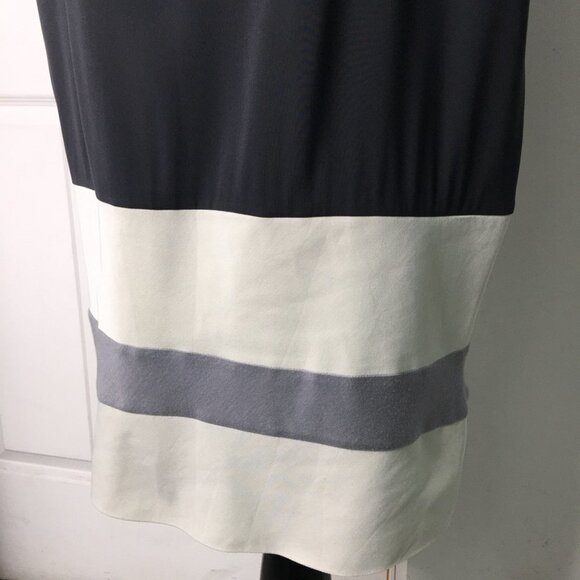 MaxMara Women's Short Sleeve Shift Dress Gray and White Size Medium Color Block - Picture 11 of 16